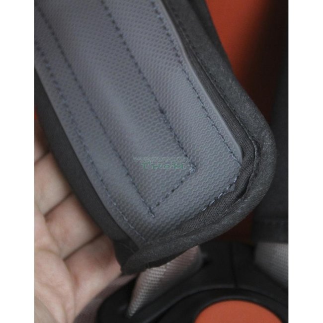 Автокресло "TOREGO" DRIVE JM05 (от 0 до 25 кг с системой ISOFIX) съемная база Серый/Оранжевый Автокресло "TOREGO" DRIVE JM05 (от 0 до 25 кг с системой ISOFIX) съемная база Серый/Оранжевый